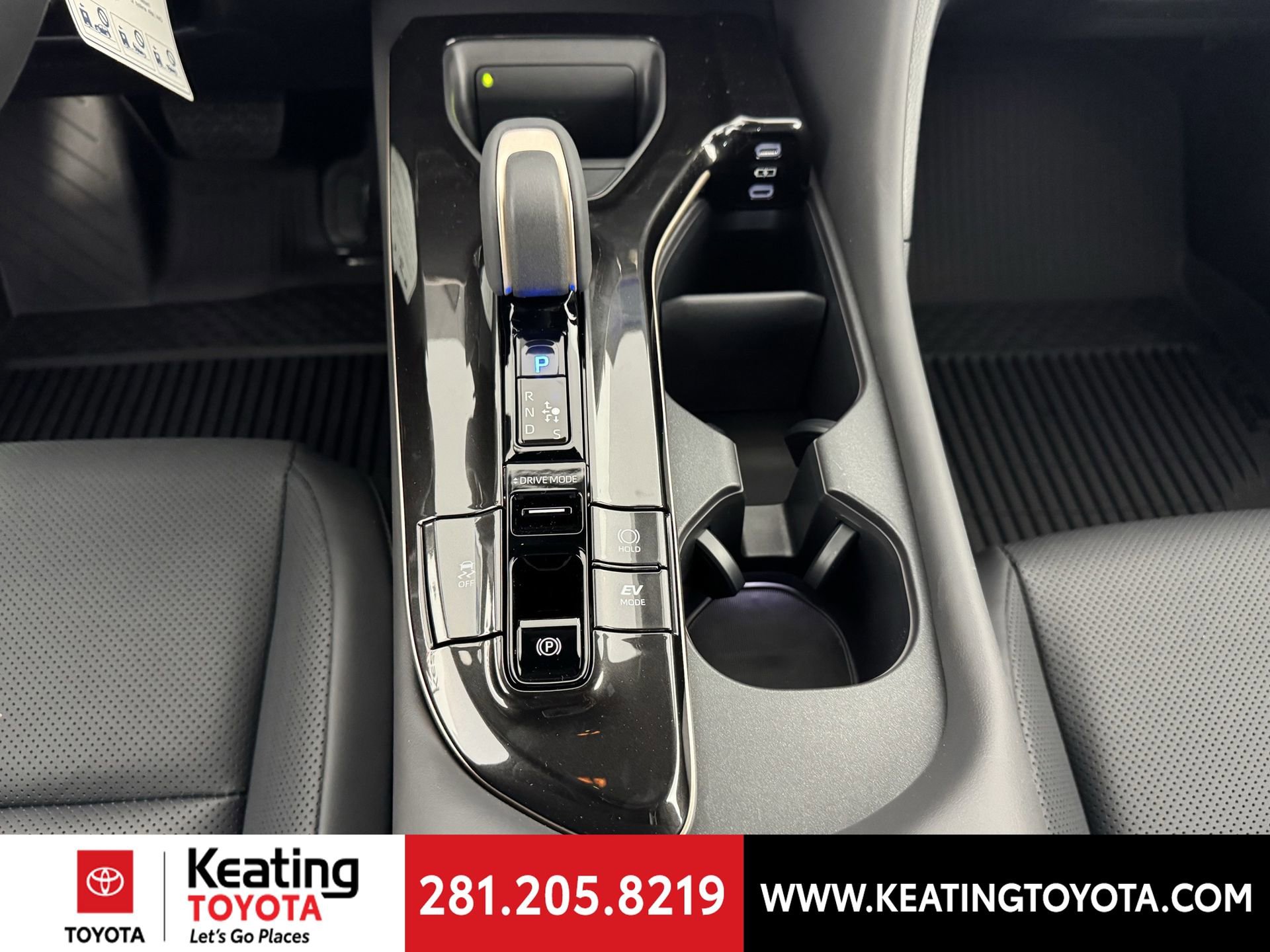 New 2026 Toyota Crown Signia AWD/4WD image 9