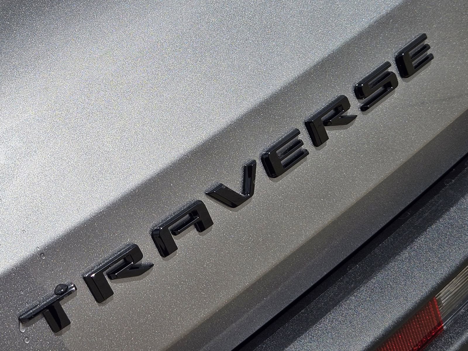 New 2026 Chevrolet Traverse LT w/ Midnight/Sport Edition image 14