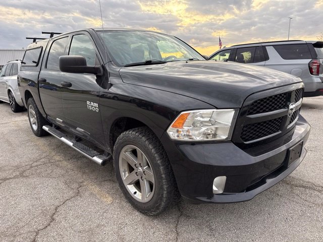 Used 2017 RAM 1500 Express AWD/4WD image 7