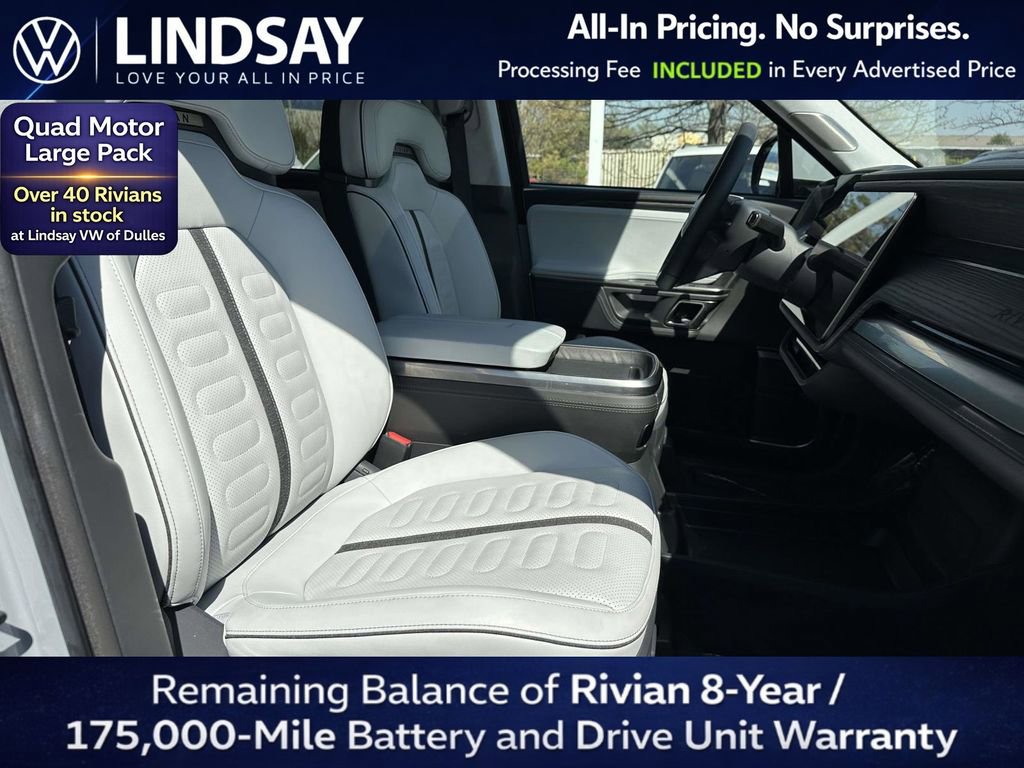 Used 2023 Rivian R1S Launch Edition image 12