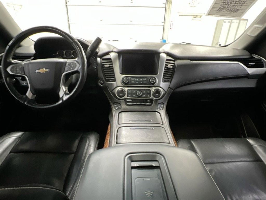 Used 2016 Chevrolet Suburban LTZ image 10