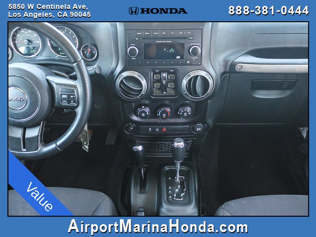 Used 2018 Jeep Wrangler Unlimited Sport S AWD/4WD image 2