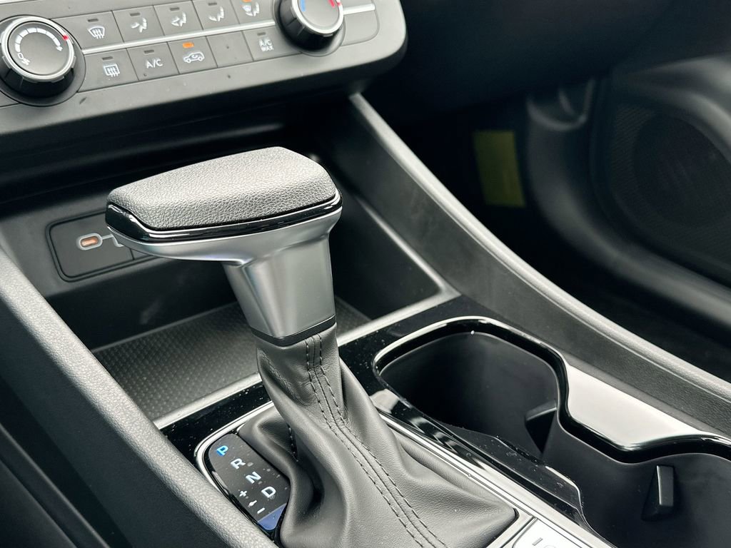 Used 2025 Hyundai Tucson SE image 38