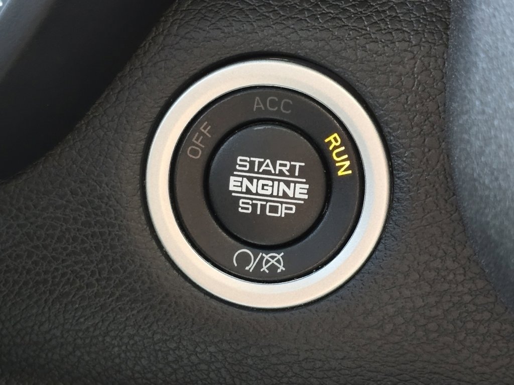 Used 2024 RAM 2500 Tradesman w/ Chrome Appearance Group image 30