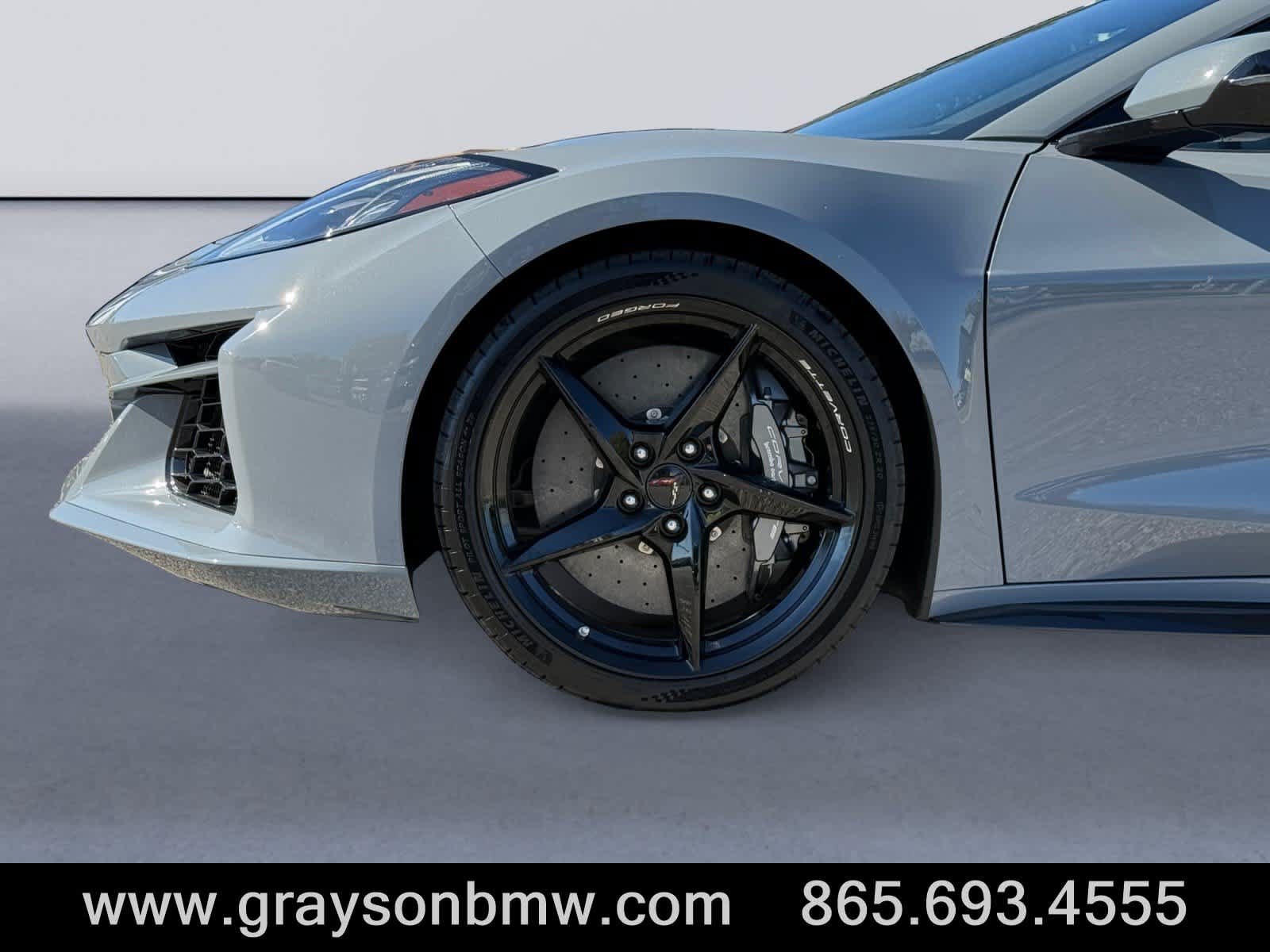 Used 2025 Chevrolet Corvette E-Ray AWD/4WD image 9