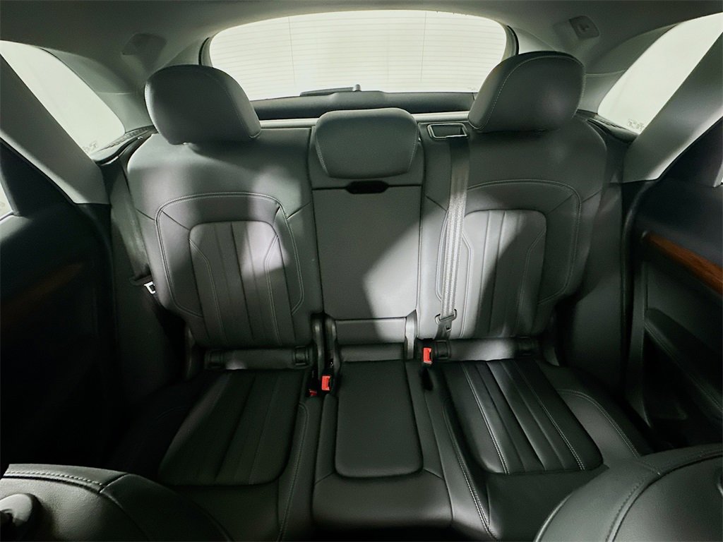 Used 2023 Audi Q5 2.0T Premium Plus image 13