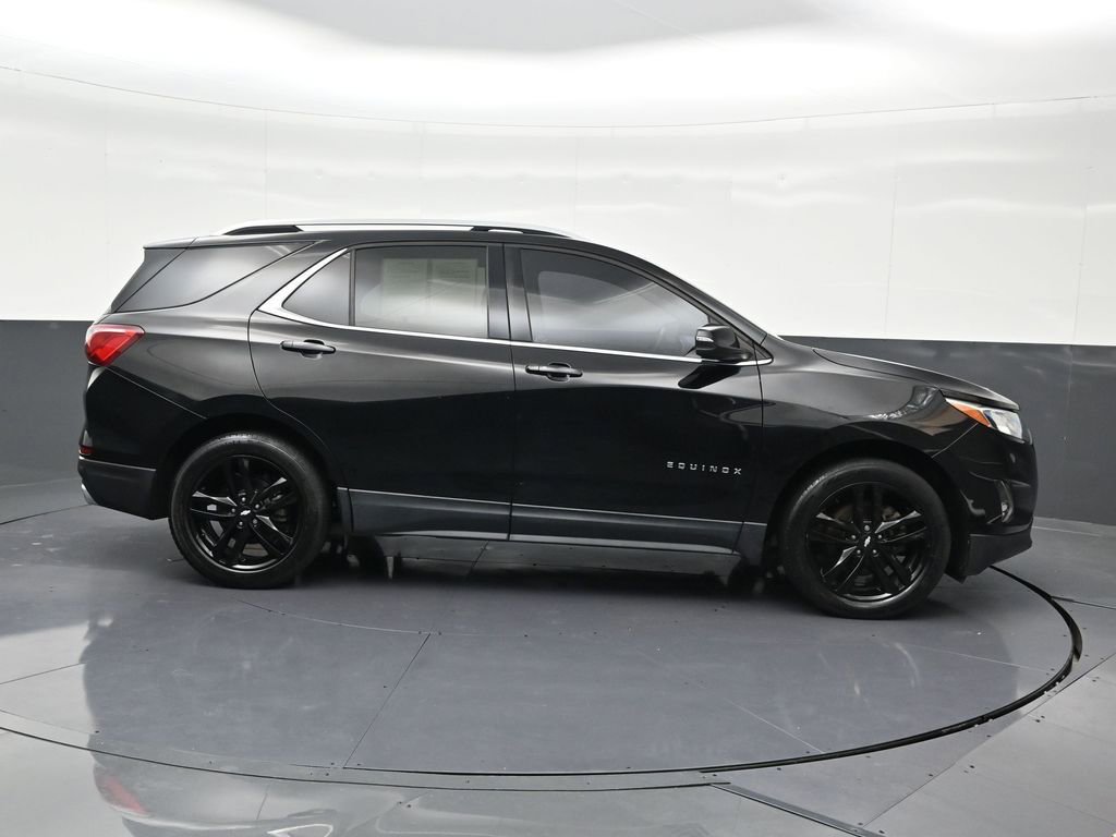 Used 2020 Chevrolet Equinox LT w/ Midnight Edition image 7