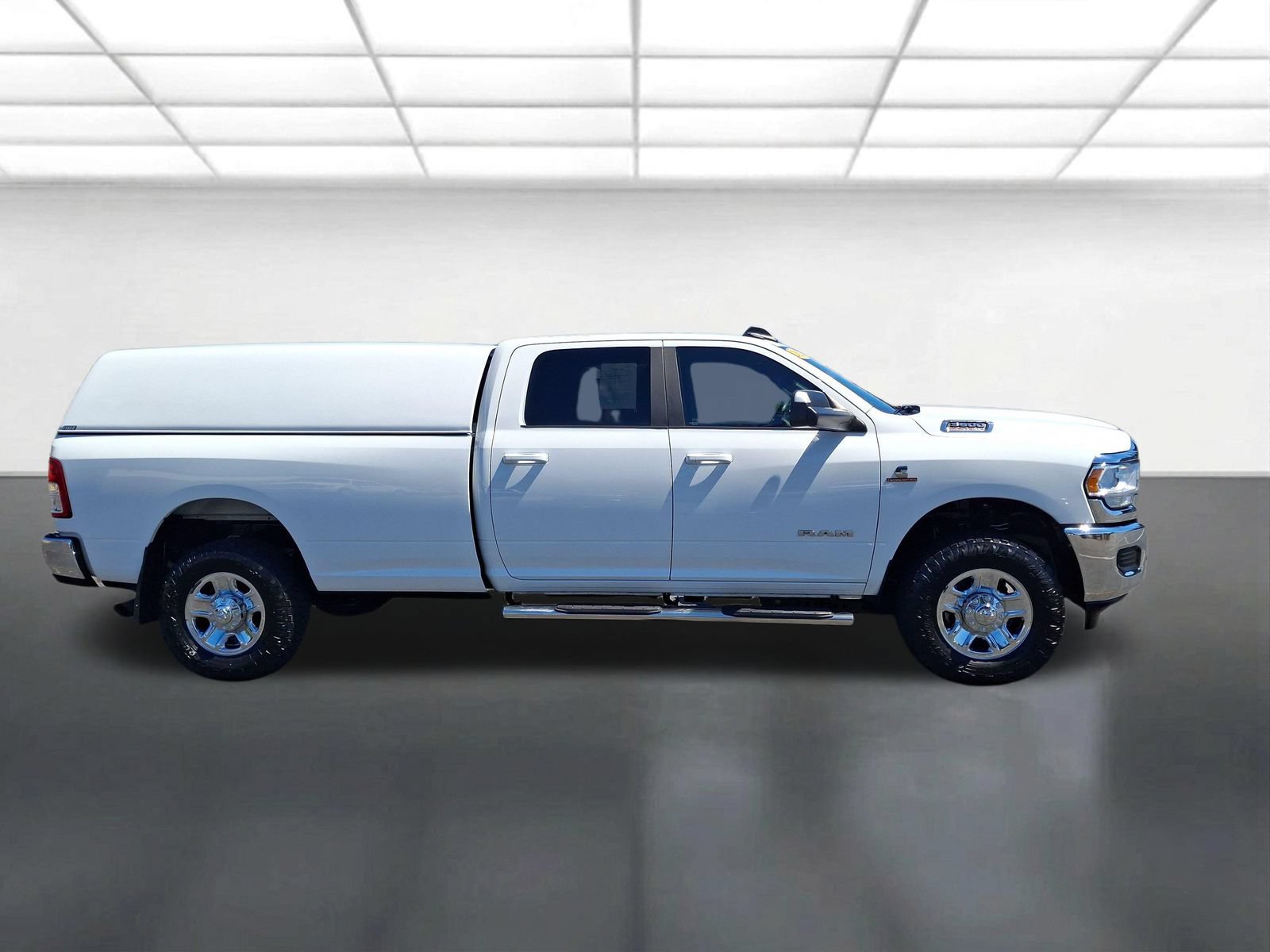 Certified 2022 RAM 3500 Big Horn w/ Snow Chief Group AWD/4WD image 2