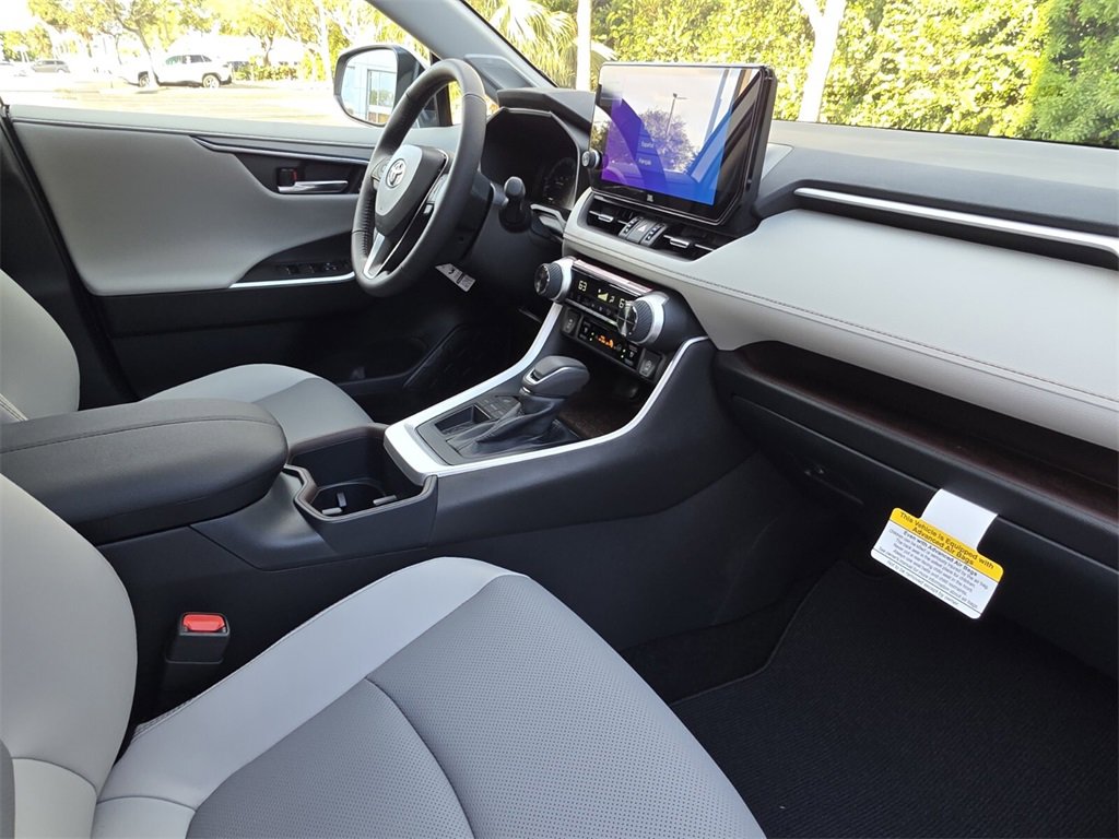 New 2025 Toyota RAV4 Limited image 13