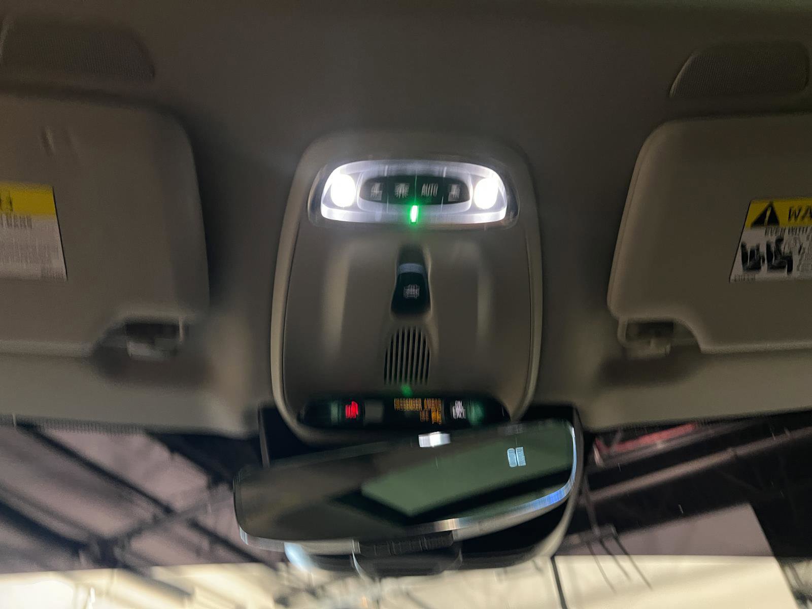 Used 2021 Volvo XC90 T6 Momentum image 21