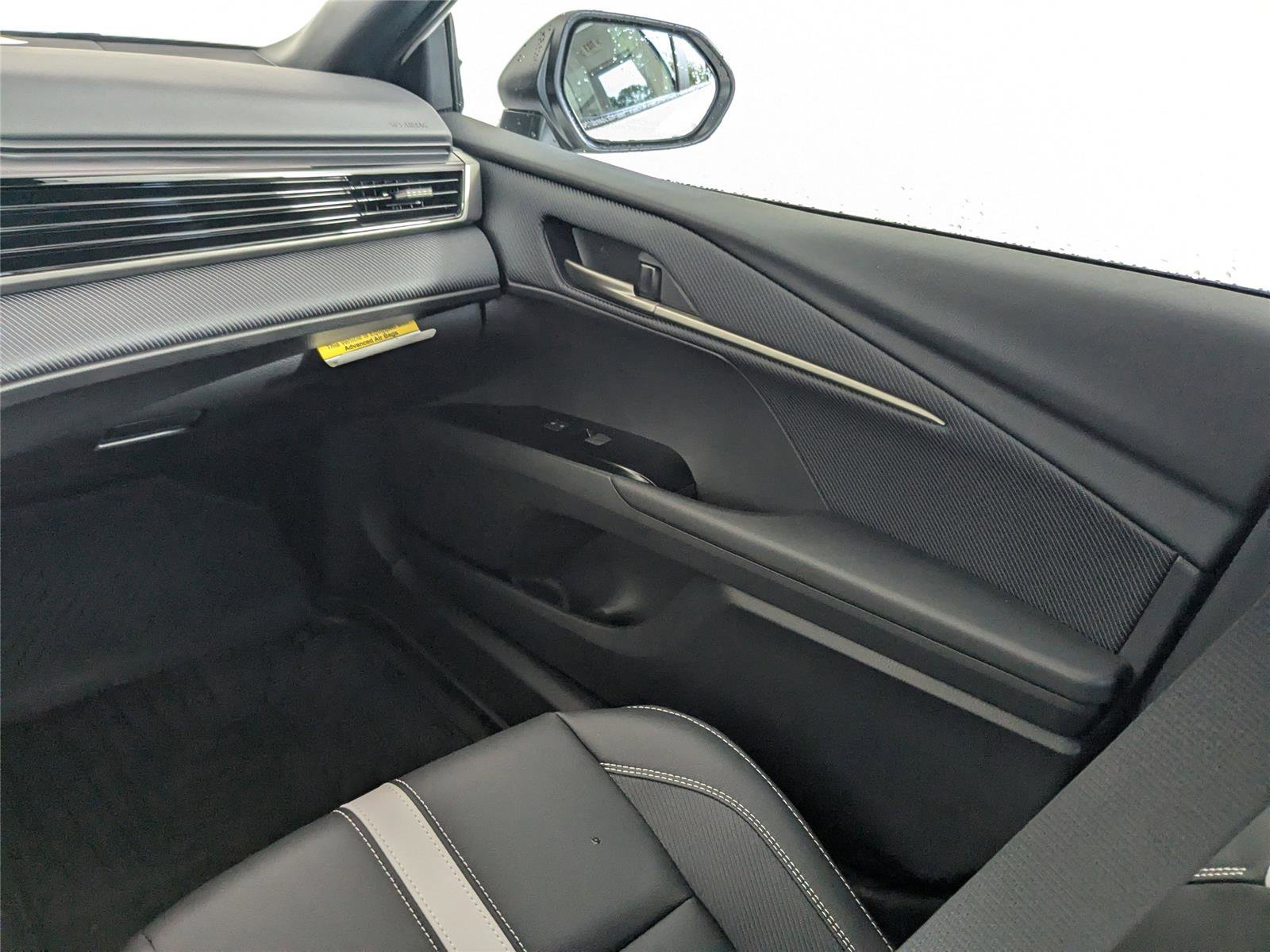 New 2026 Toyota Camry SE image 9