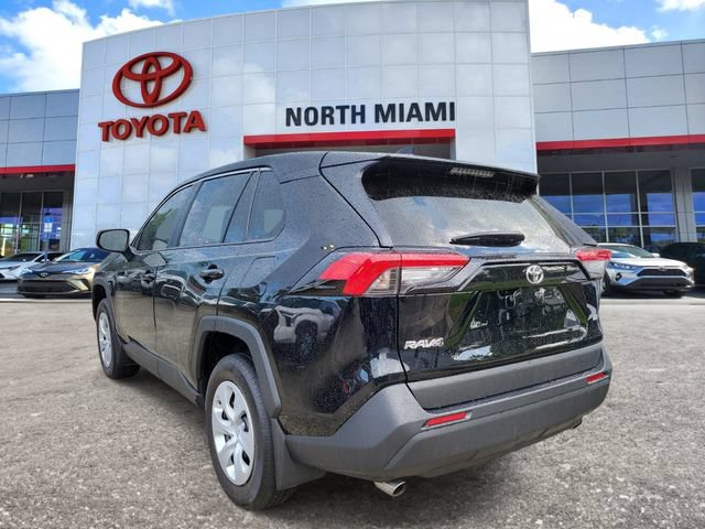 Used 2025 Toyota RAV4 LE FWD image 3