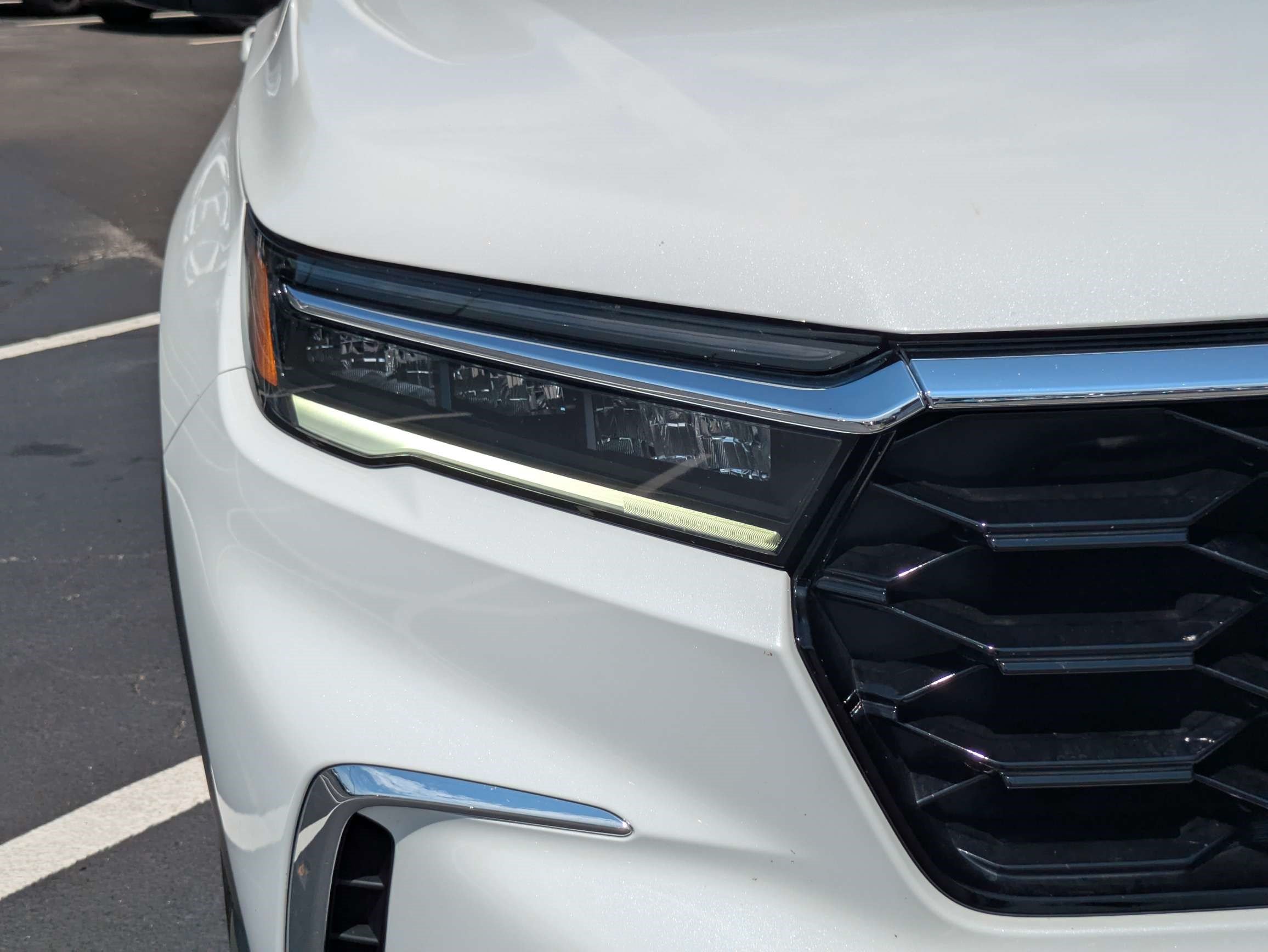 Certified 2023 Honda Pilot Touring image 14