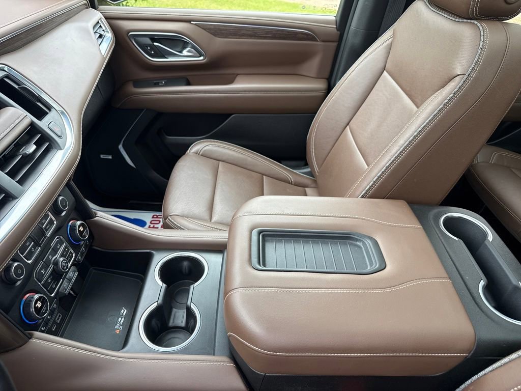 Used 2021 Chevrolet Suburban High Country image 37