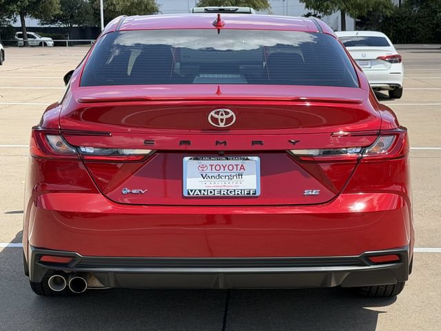 Used 2025 Toyota Camry SE w/ Multimedia Upgrade Package FWD image 5