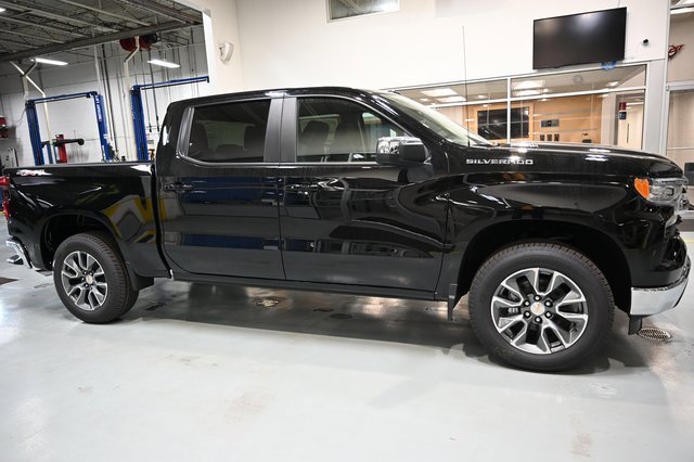 New 2026 Chevrolet Silverado 1500 LT image 4