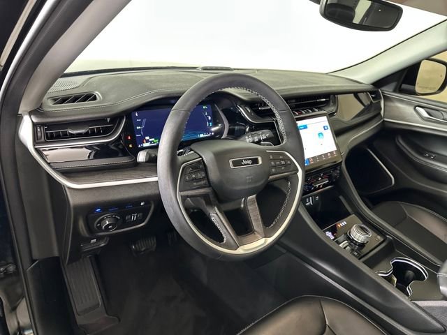 Used 2024 Jeep Grand Cherokee Limited 4xe image 13