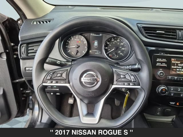 Used 2017 Nissan Rogue S AWD/4WD image 17