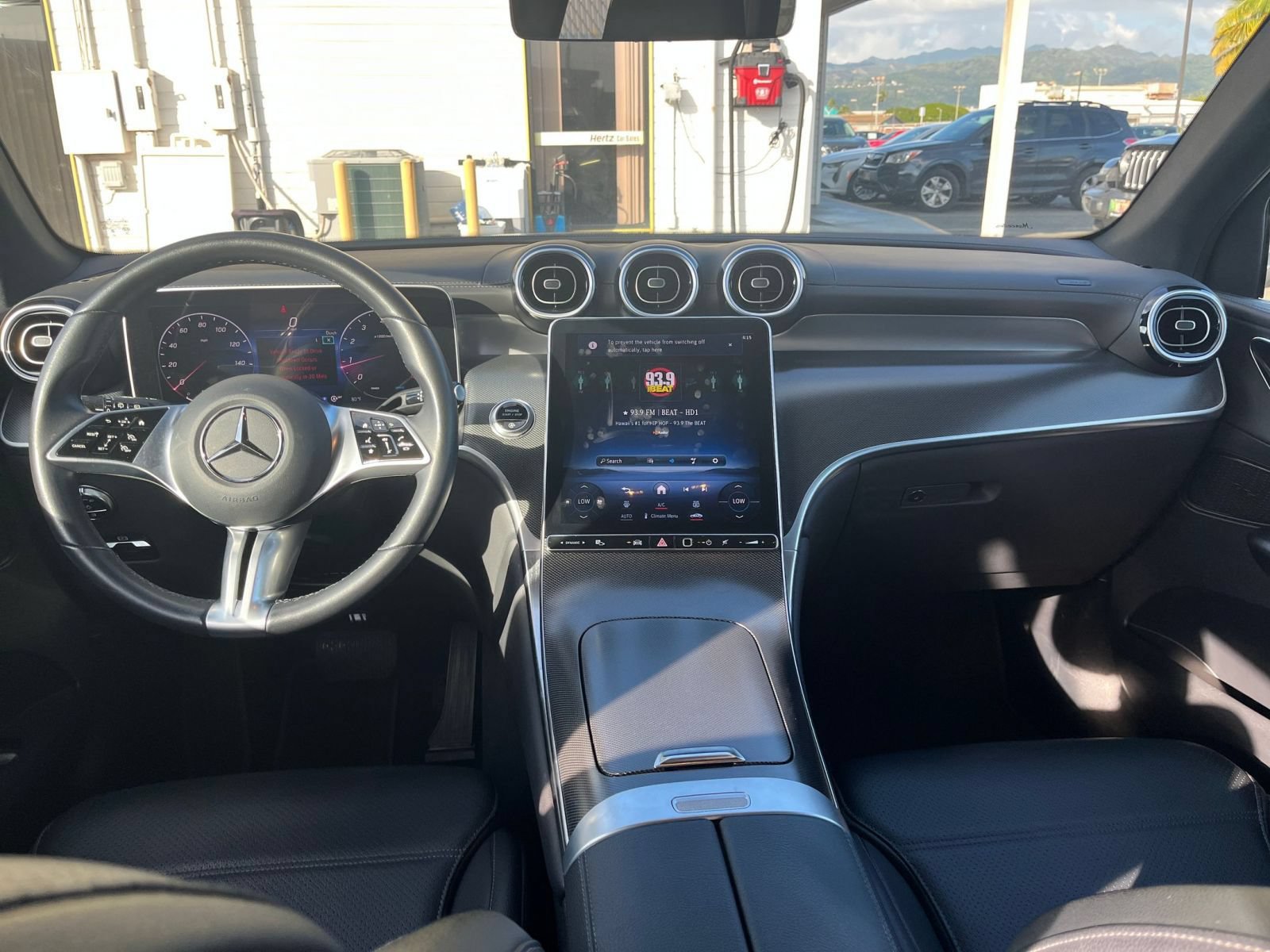 Used 2024 Mercedes-Benz GLC 300 image 30