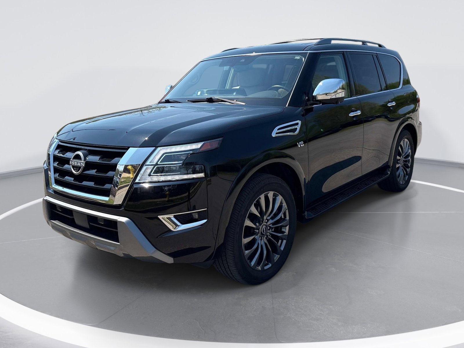 Used 2022 Nissan Armada Platinum w/ Captain's Chairs Package image 3