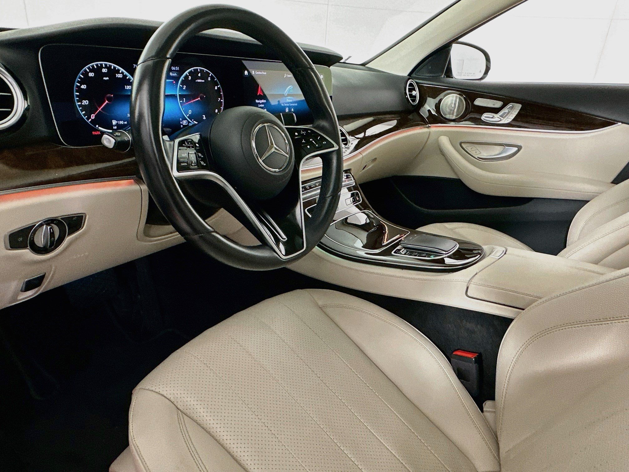 Used 2021 Mercedes-Benz E 350 4MATIC Sedan image 7