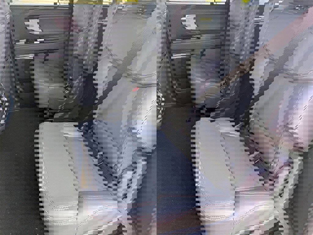 New 2025 Ford Expedition Max Active image 19