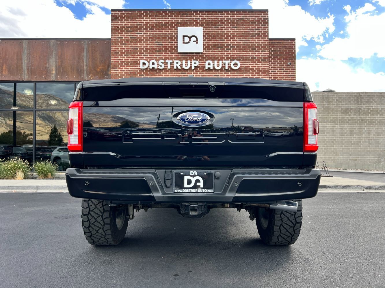 Used 2021 Ford F150 Lariat image 5