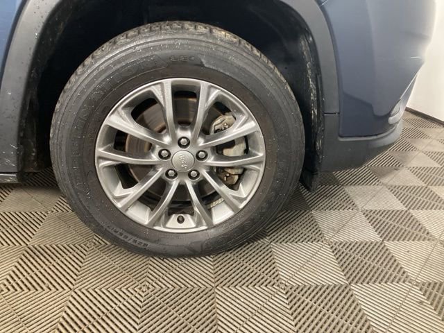 Used 2021 Jeep Cherokee Latitude Lux image 22