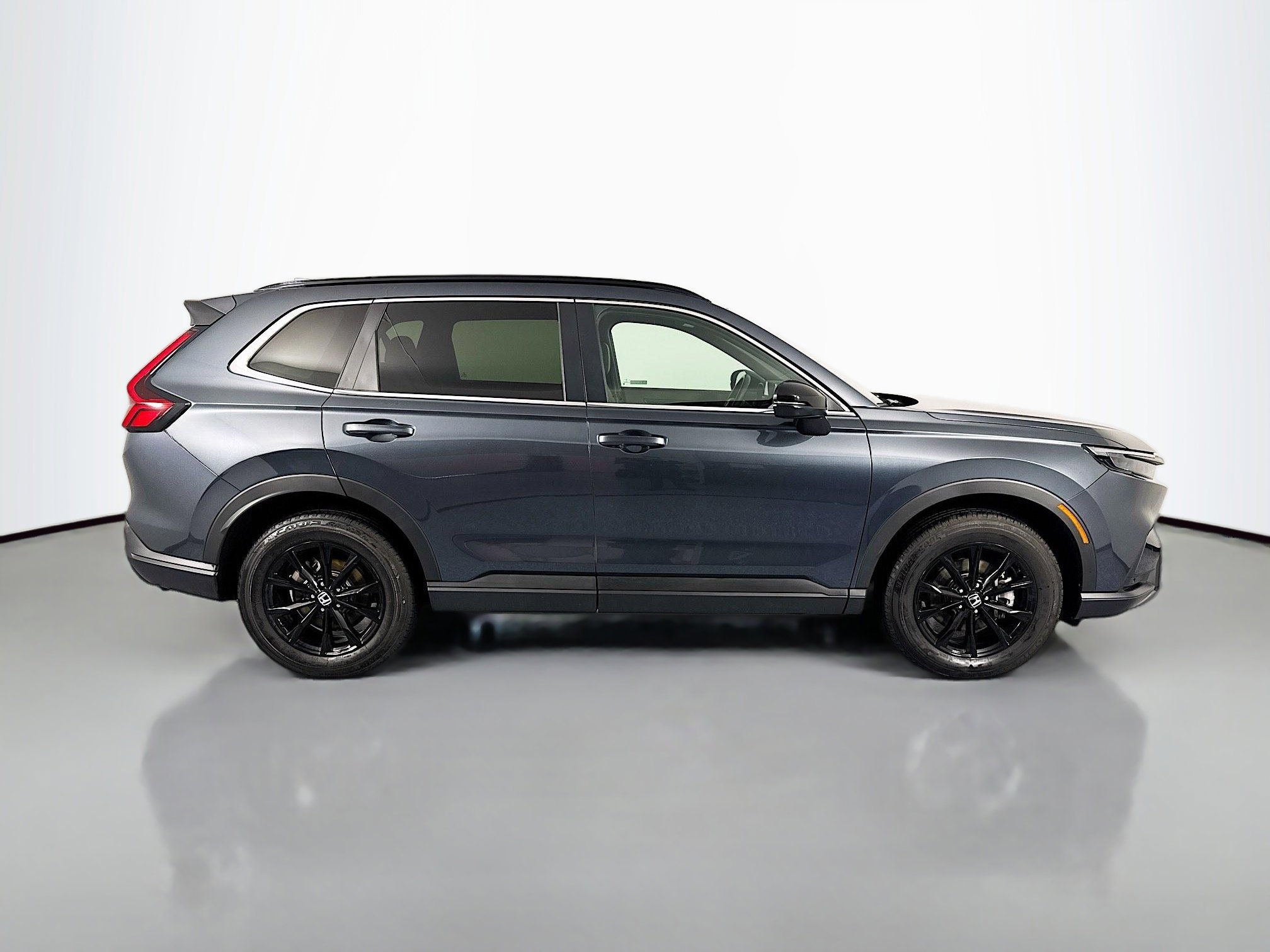 Certified 2025 Honda CR-V Sport-L image 4