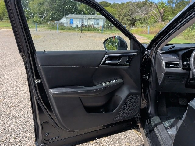 Used 2024 Mitsubishi Outlander SE image 15