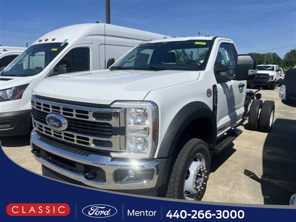 New 2025 Ford F550 4x4 Regular Cab Super Duty image 1
