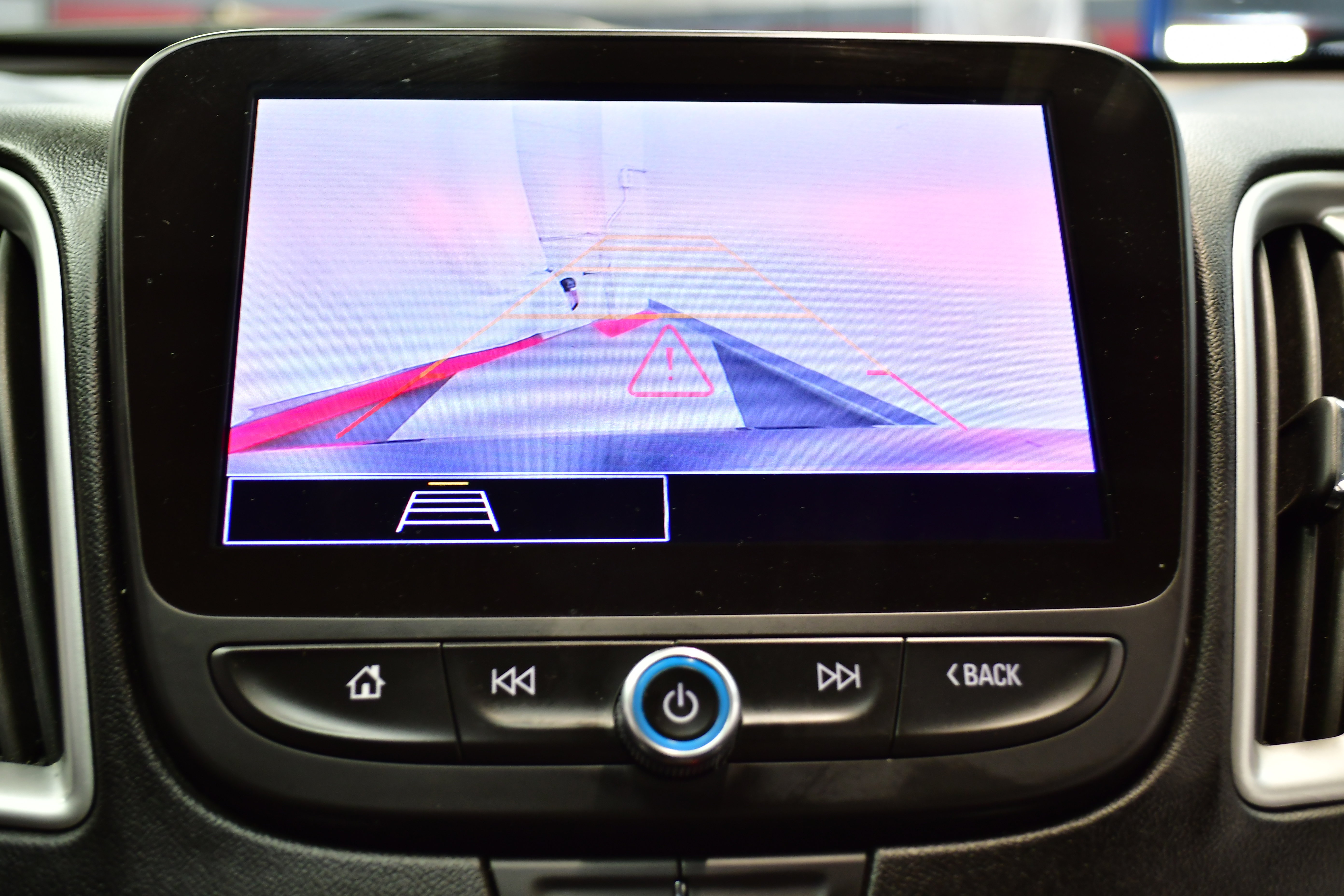 Used 2024 Chevrolet Malibu LT image 22