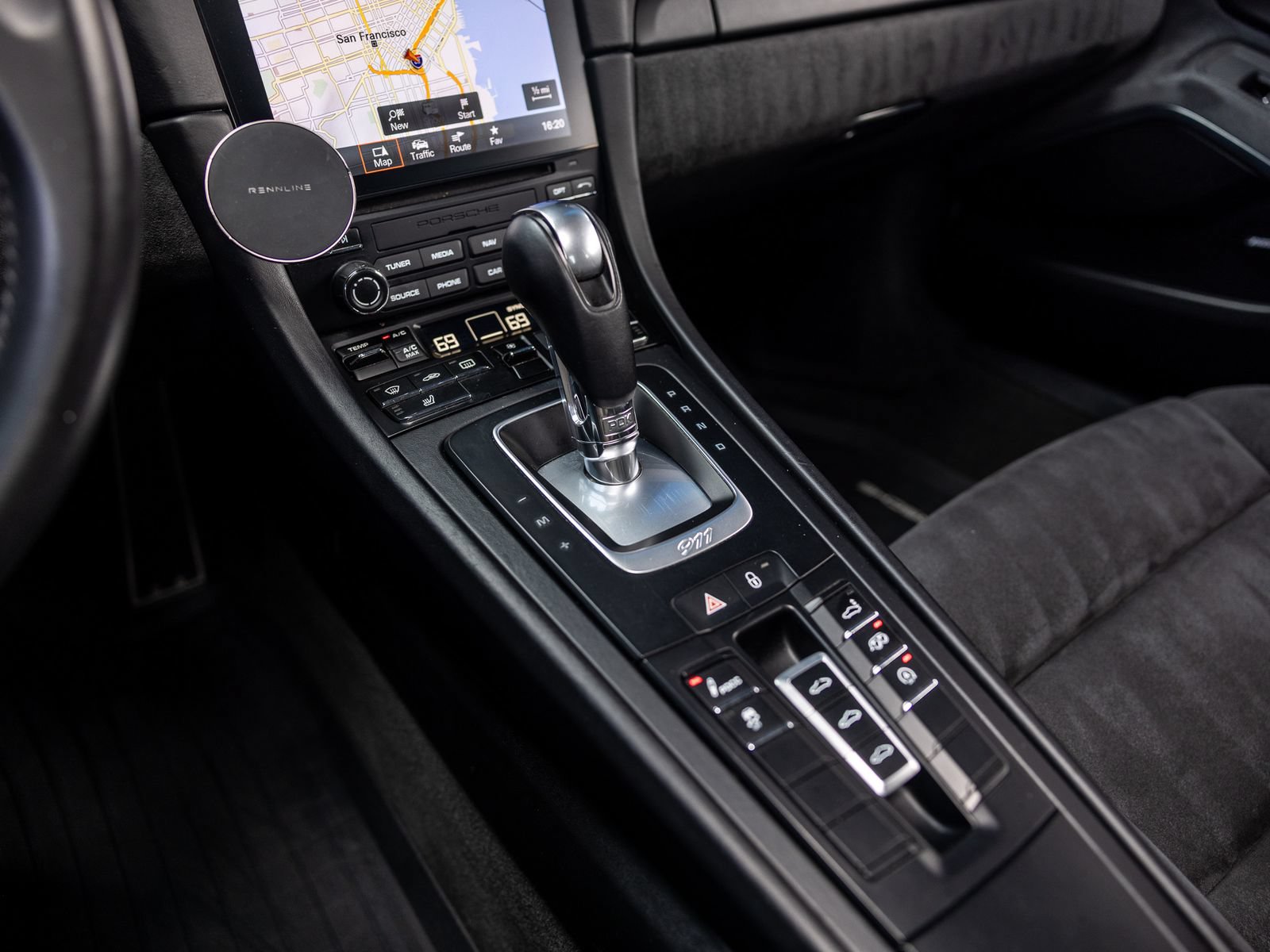 Certified 2018 Porsche 911 Carrera GTS RWD image 31
