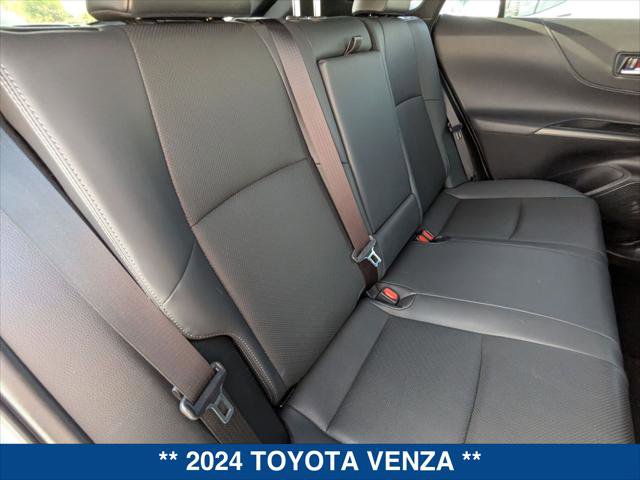 Used 2024 Toyota Venza Limited AWD/4WD image 22