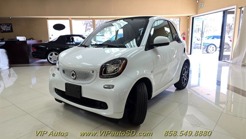 Used 2018 smart fortwo electric drive RWD image 3