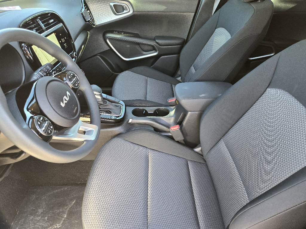 New 2025 Kia Soul S image 9