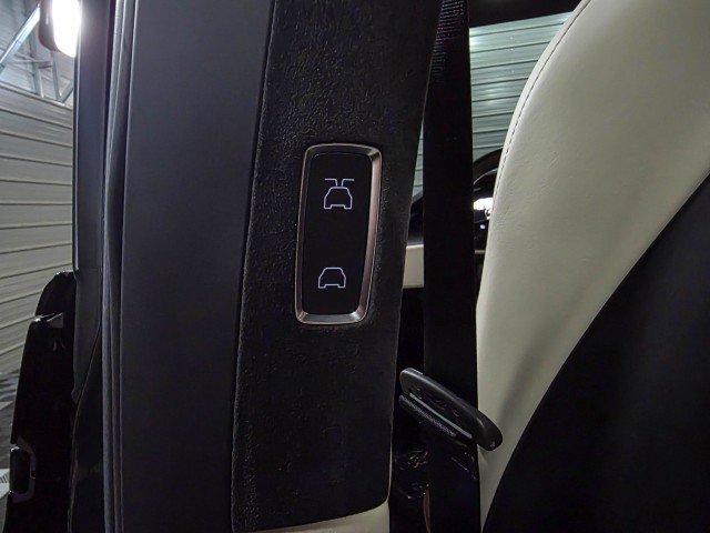 Used 2023 Tesla Model X Plaid image 20