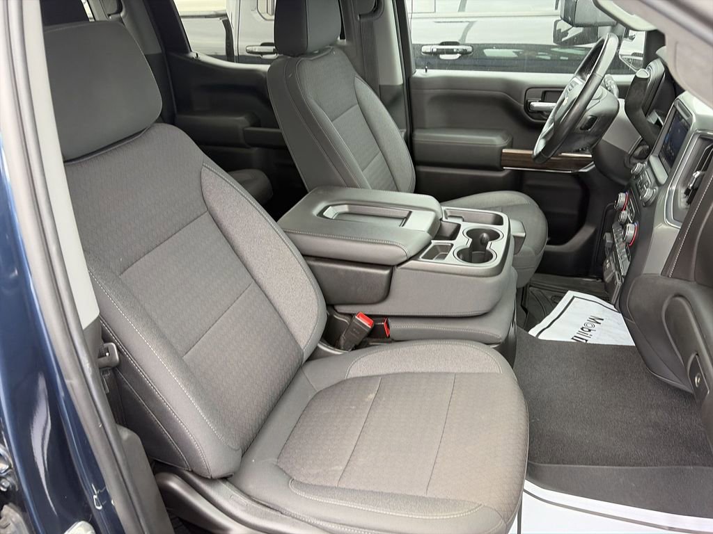 Used 2020 Chevrolet Silverado 1500 LT w/ All-Star Edition image 29