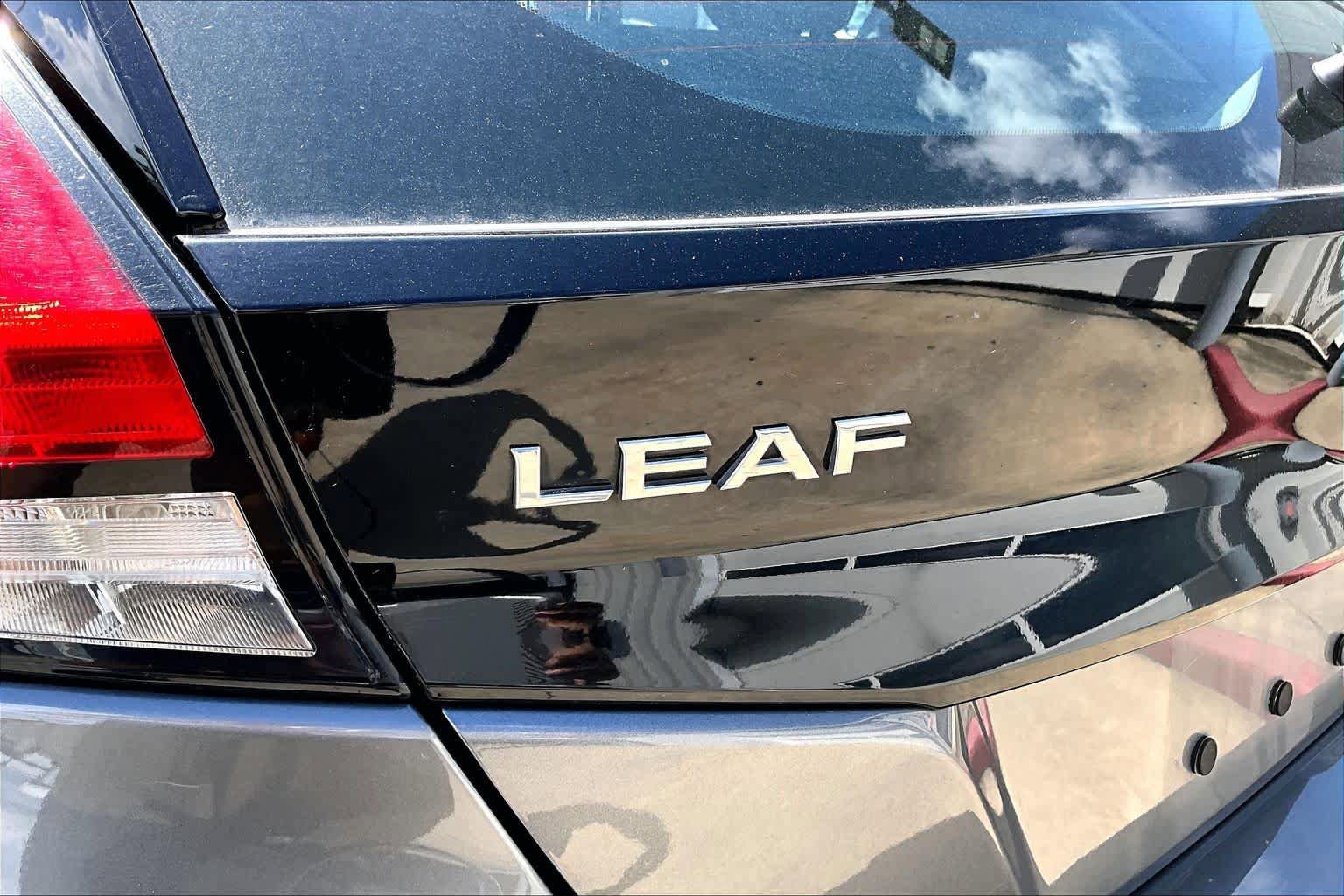 Certified 2021 Nissan Leaf SL Plus FWD image 29