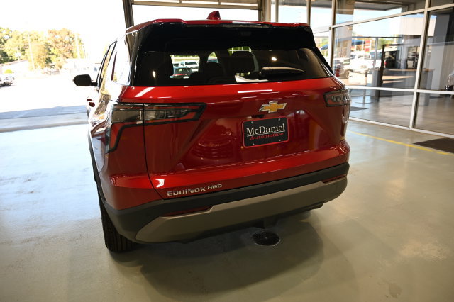 New 2027 Chevrolet Equinox LT w/ Convenience Package II AWD/4WD image 6