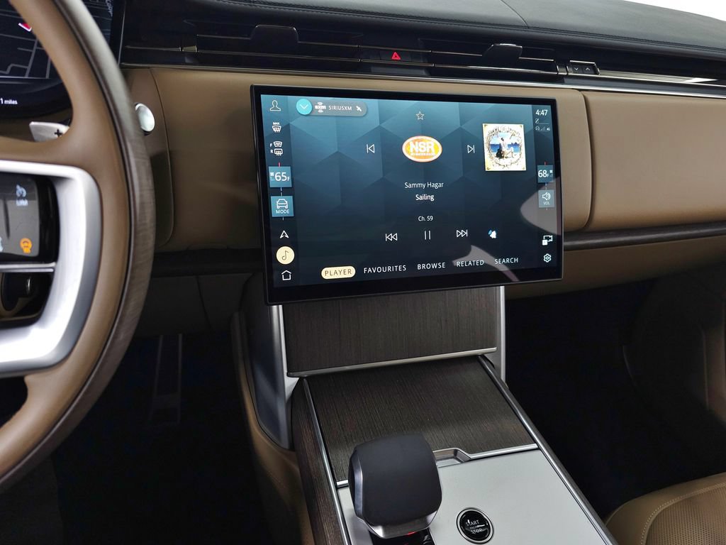 Certified 2025 Land Rover Range Rover SE AWD/4WD image 28