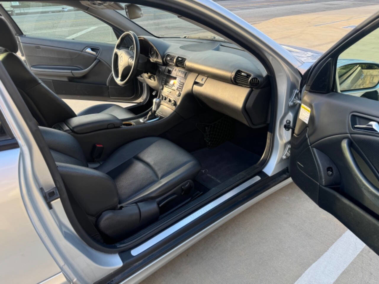 Used 2005 Mercedes-Benz C 230 Coupe image 9