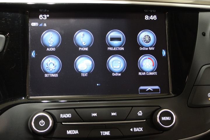 Used 2020 Buick Envision Essence image 2