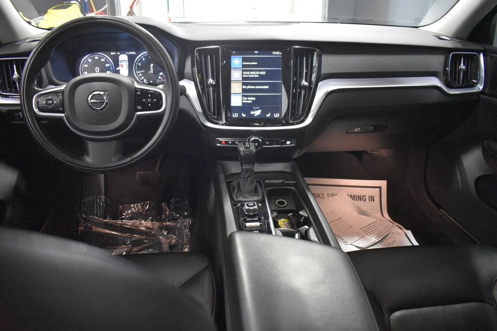 Used 2020 Volvo S60 T6 Momentum AWD/4WD image 13
