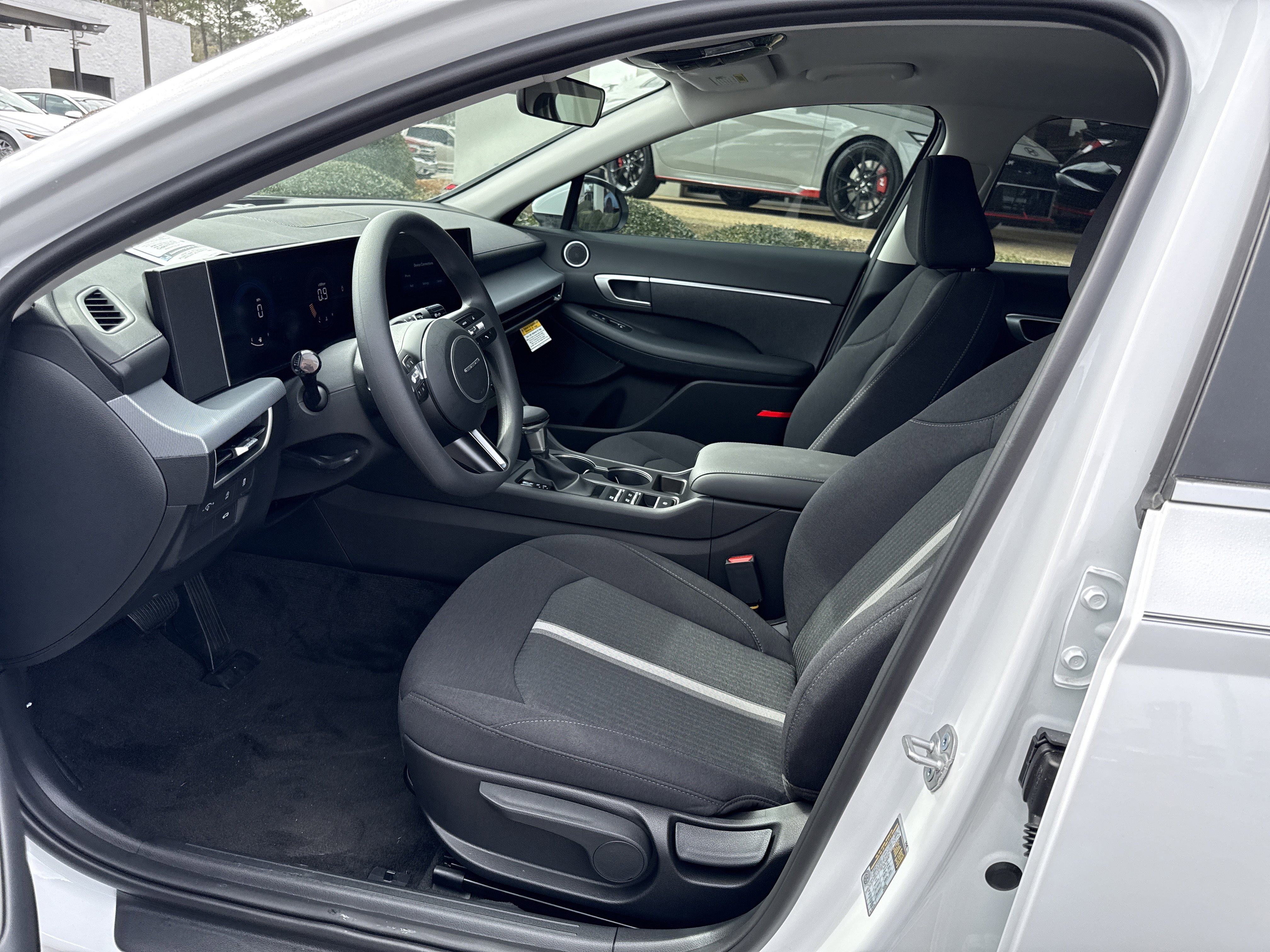 New 2026 Hyundai Sonata SE FWD image 10