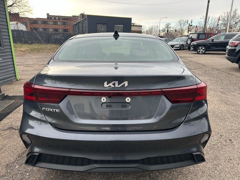 Used 2024 Kia Forte LXS FWD image 7