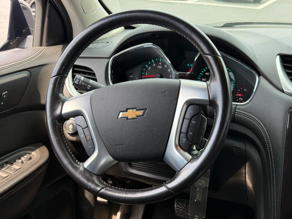 Used 2017 Chevrolet Traverse LT AWD/4WD image 14