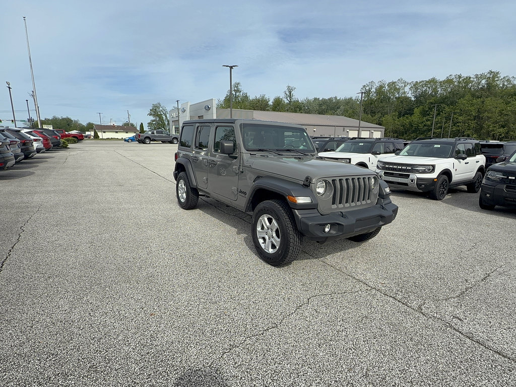 Used 2022 Jeep Wrangler Unlimited Sport AWD/4WD image 9