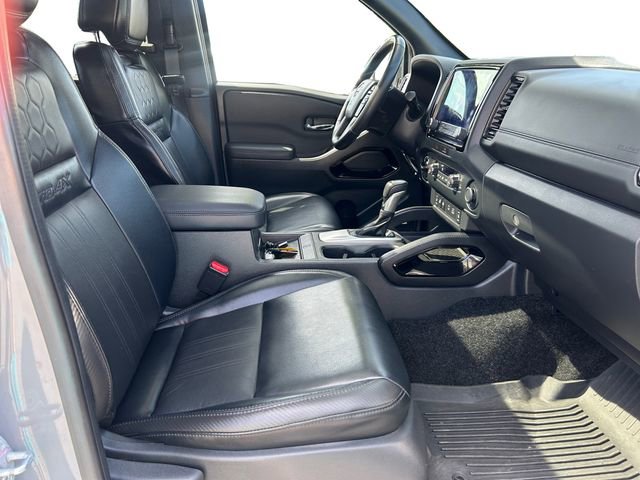 Used 2022 Nissan Frontier PRO-4X w/ Pro-4X Premium Package AWD/4WD image 16