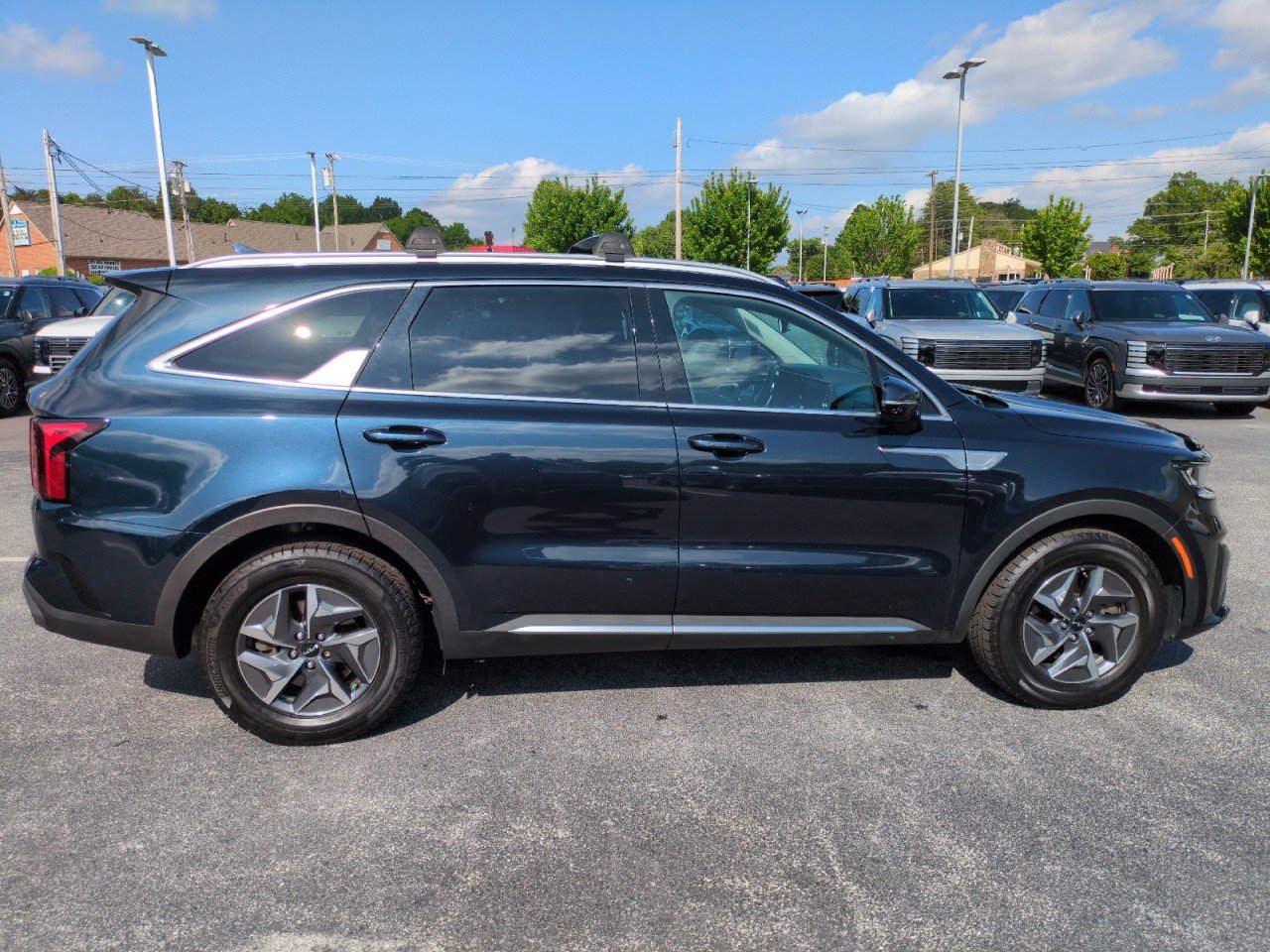 Used 2022 Kia Sorento S FWD image 7